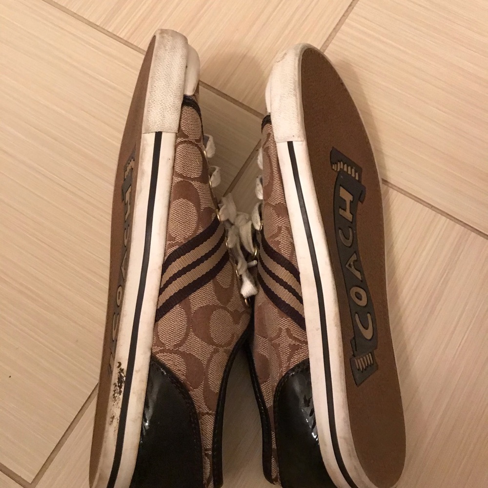 Shoes - Picture 2 of 3